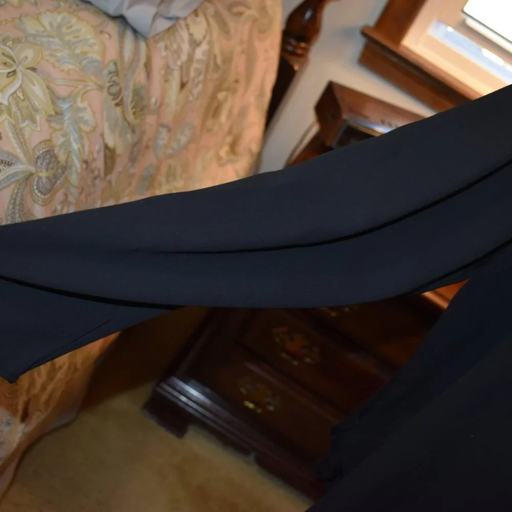 blouse - Picture 3 of 7